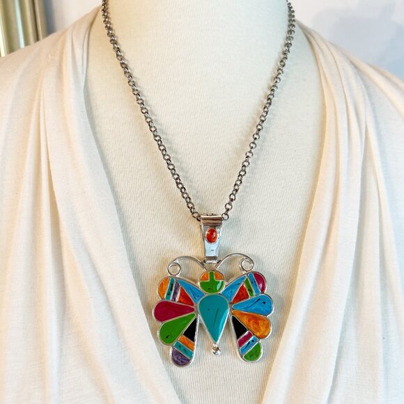 Vintage Enamel Butterfly Pendant Necklace w Silver Tone Chain Signed Best - Picture 6 of 7